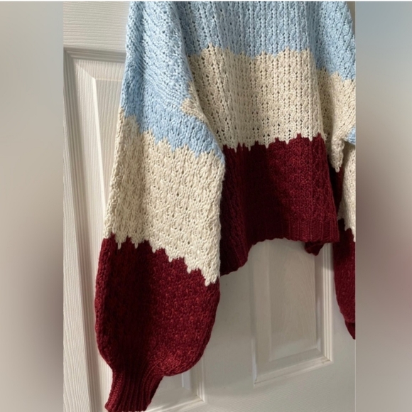 NWT Women's KORI America Color blocked Sweater, M/L - Picture 5 of 7